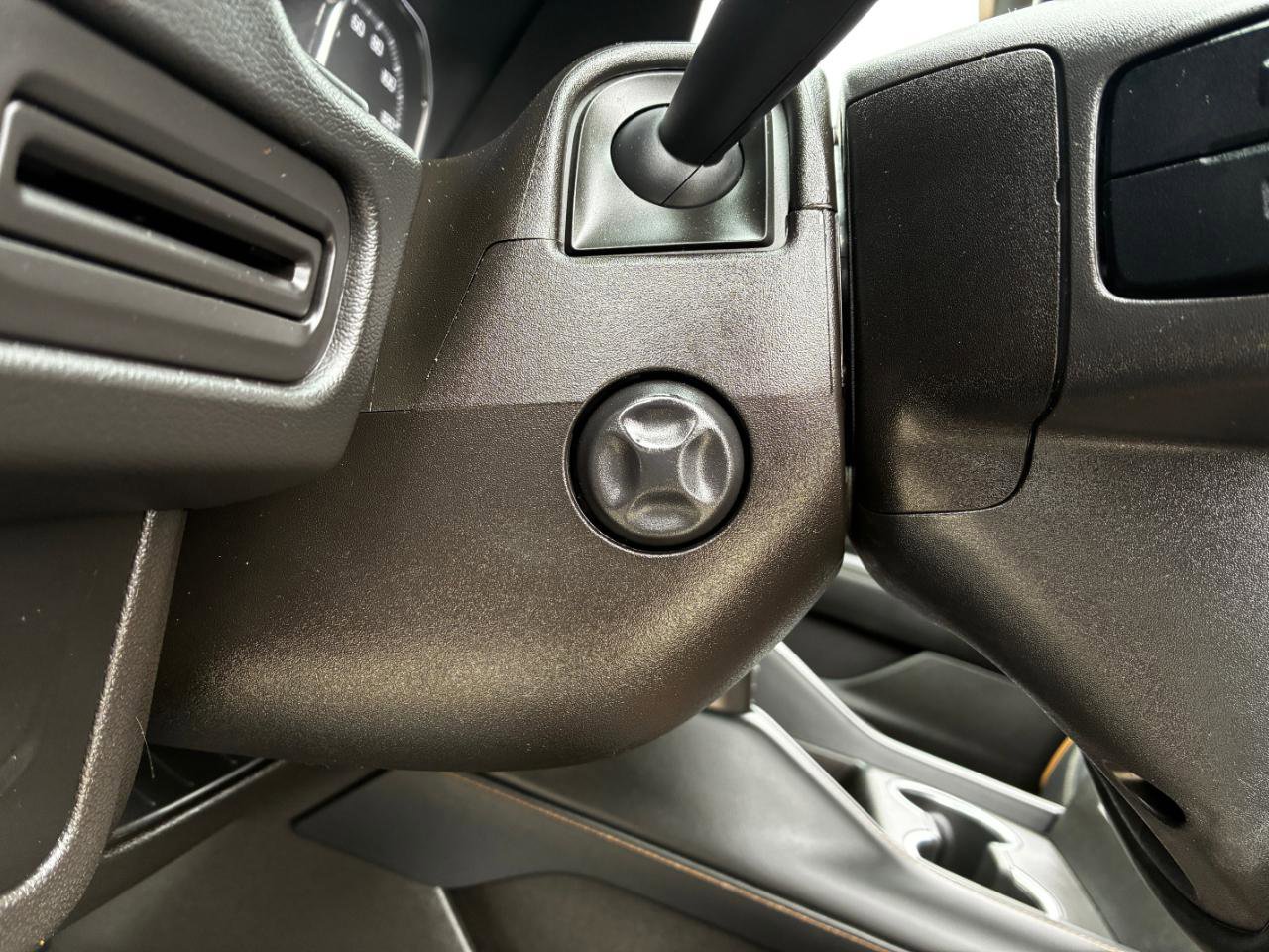 Used 2021 GMC Yukon XL AT4 image 26