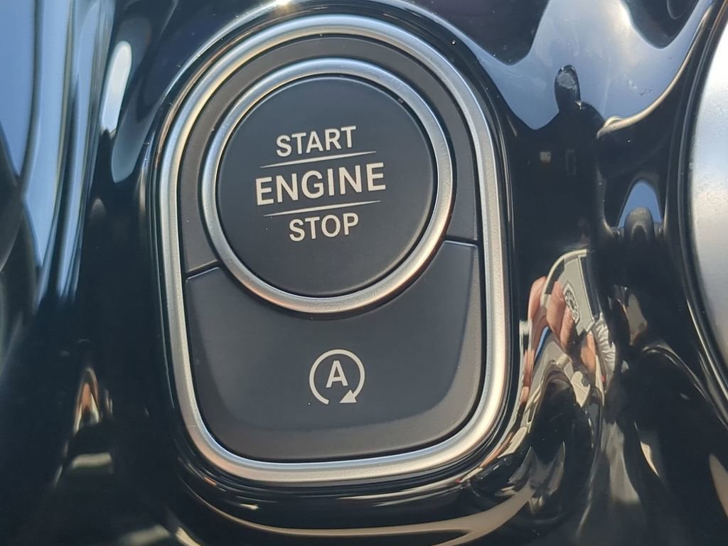 Certified 2025 Mercedes-Benz GLA 250 image 15