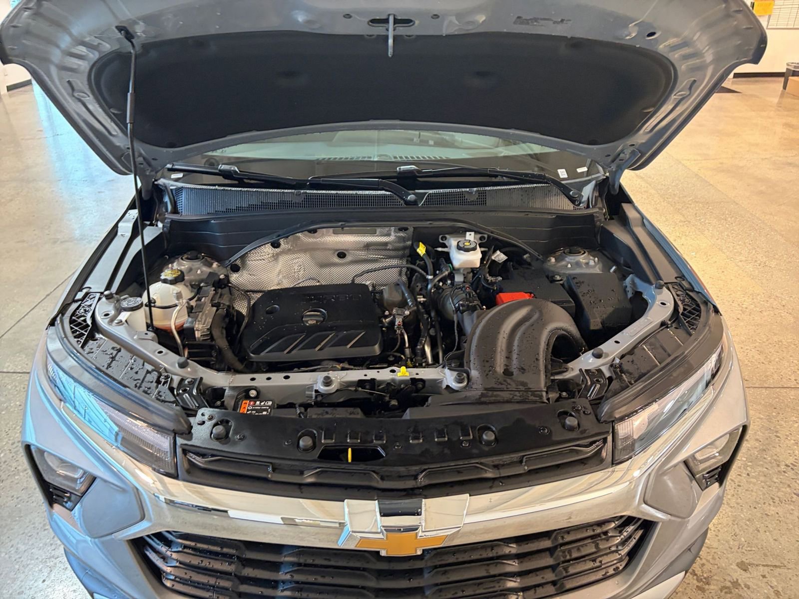 Used 2025 Chevrolet TrailBlazer LT image 30