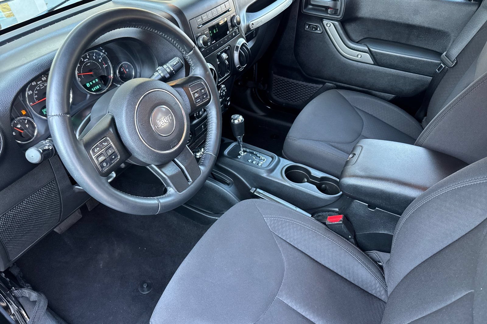 Used 2014 Jeep Wrangler Unlimited Sport w/ Quick Order Package 24S AWD/4WD image 10