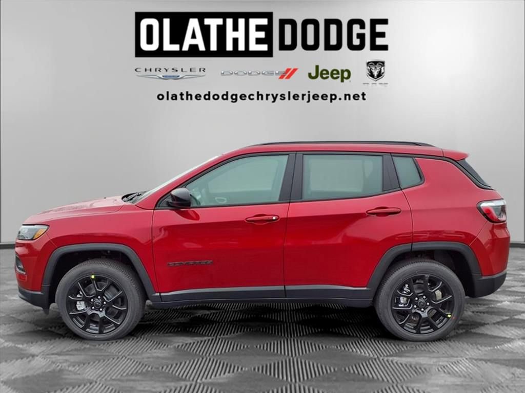 New 2026 Jeep Compass Latitude image 18