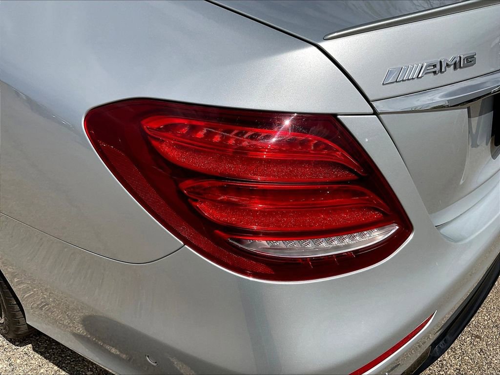 Used 2019 Mercedes-Benz E 53 AMG 4MATIC Sedan image 23