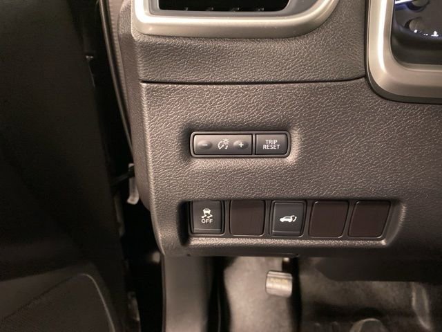 Used 2015 Nissan Murano SL w/ SL Technology Package AWD/4WD image 18