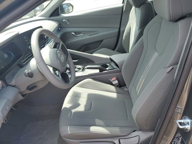 New 2026 Hyundai Elantra Sport FWD image 16