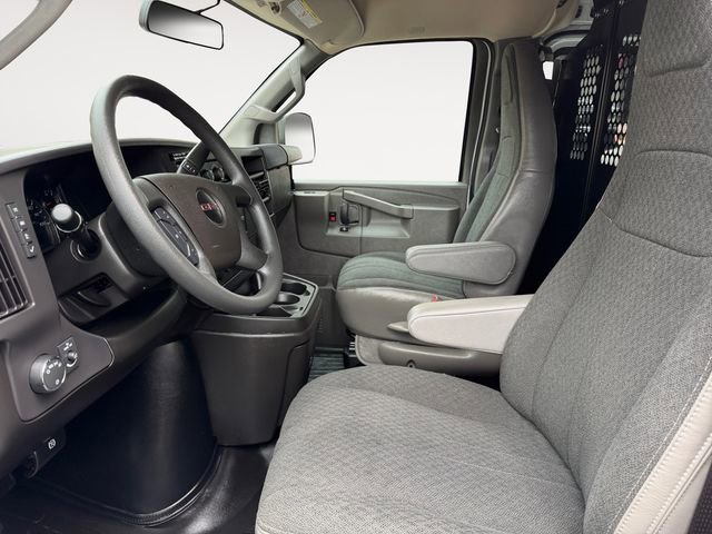 Used 2024 GMC Savana 2500 w/ Driver Convenience Package RWD image 9