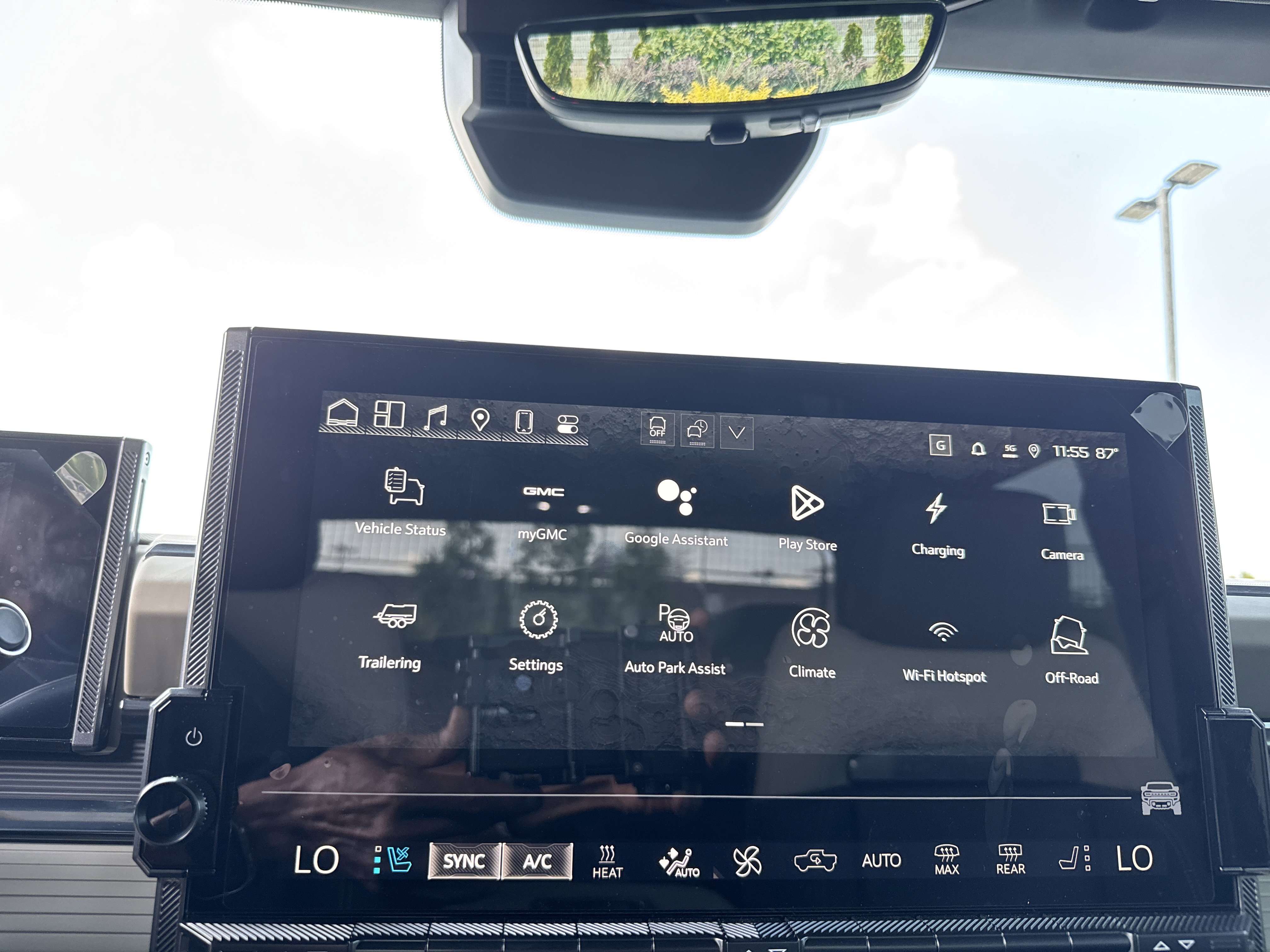 New 2026 GMC Hummer EV 4x4 Crew Cab image 23