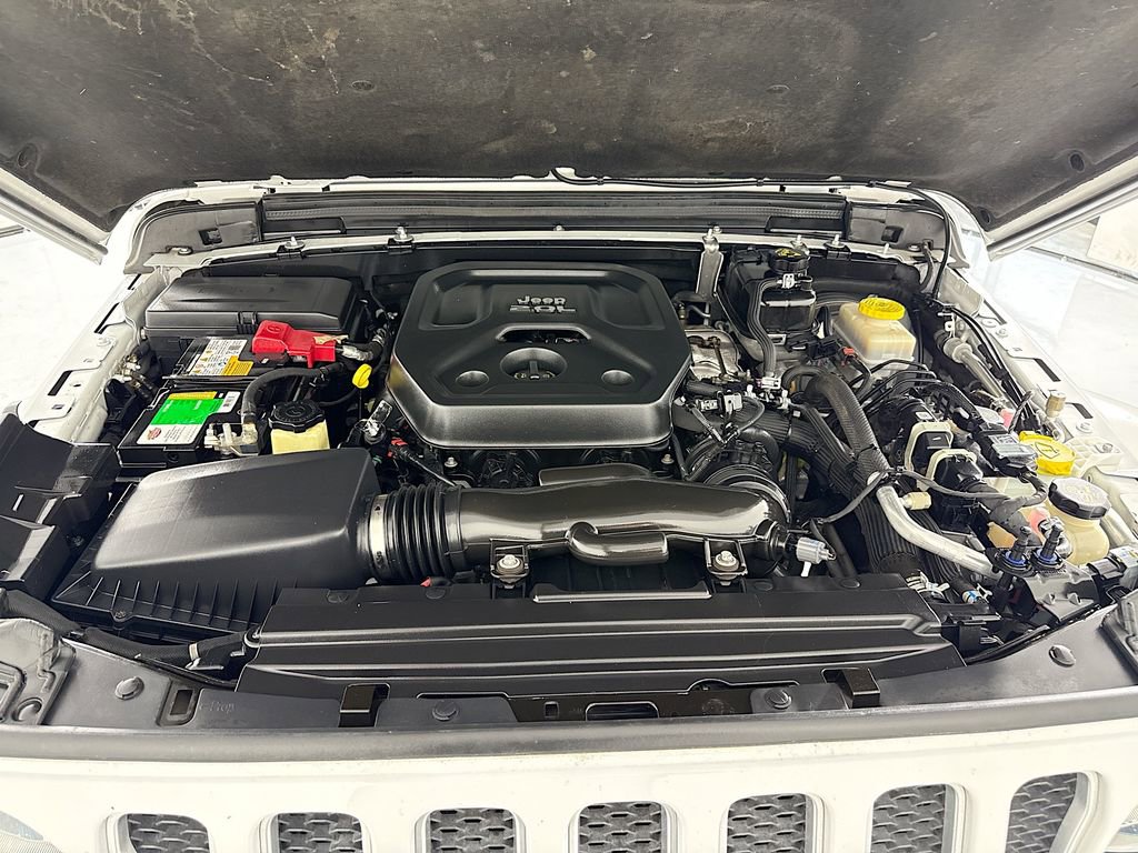 Used 2019 Jeep Wrangler Unlimited Sahara image 29