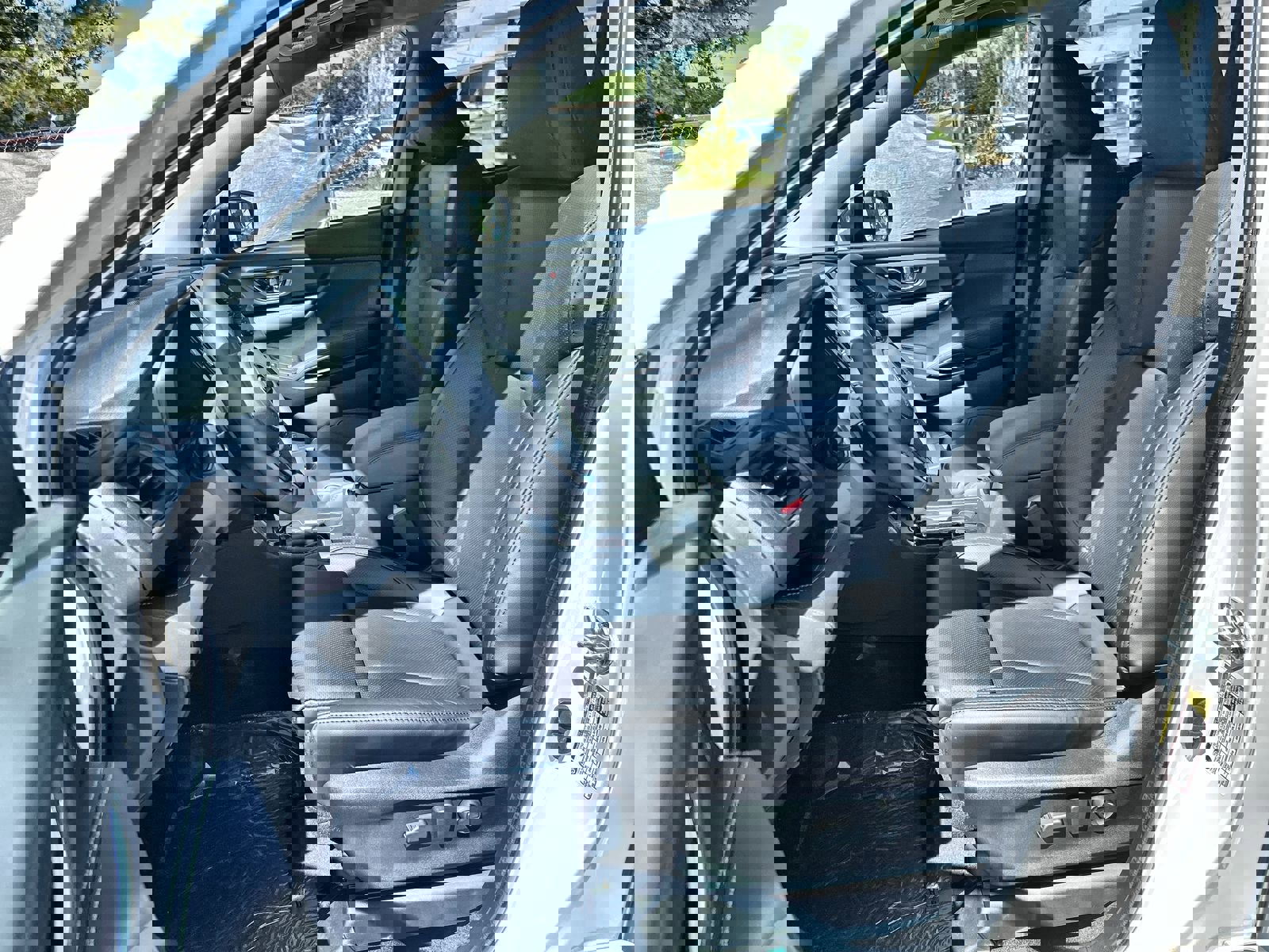 Used 2025 Subaru Ascent Bronze Edition w/ Onyx Package image 14