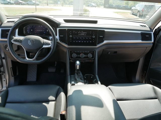 Certified 2023 Volkswagen Atlas SE w/ Black Wheel Package AWD/4WD image 23