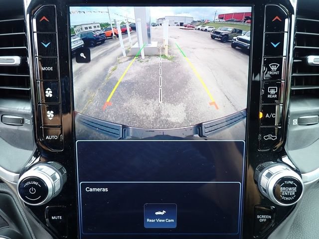 Used 2023 RAM 1500 Big Horn AWD/4WD image 24