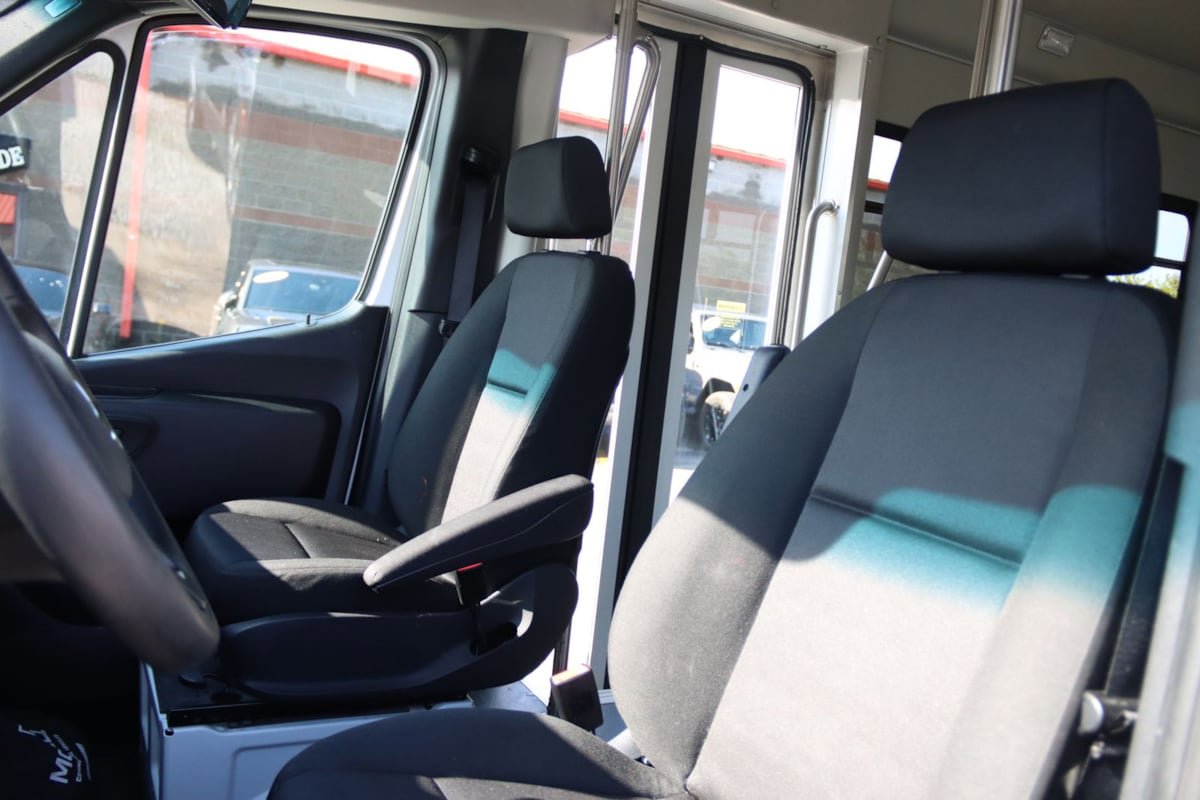 Used 2022 Mercedes-Benz Sprinter 3500 image 29