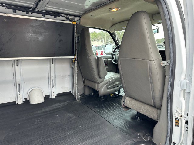 Used 2023 GMC Savana 2500 w/ Driver Convenience Package RWD image 24