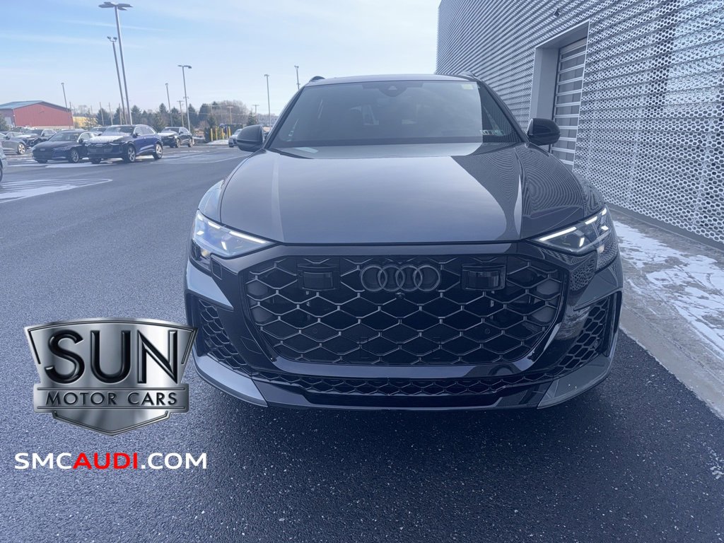 New 2025 Audi RS Q8 performance image 32