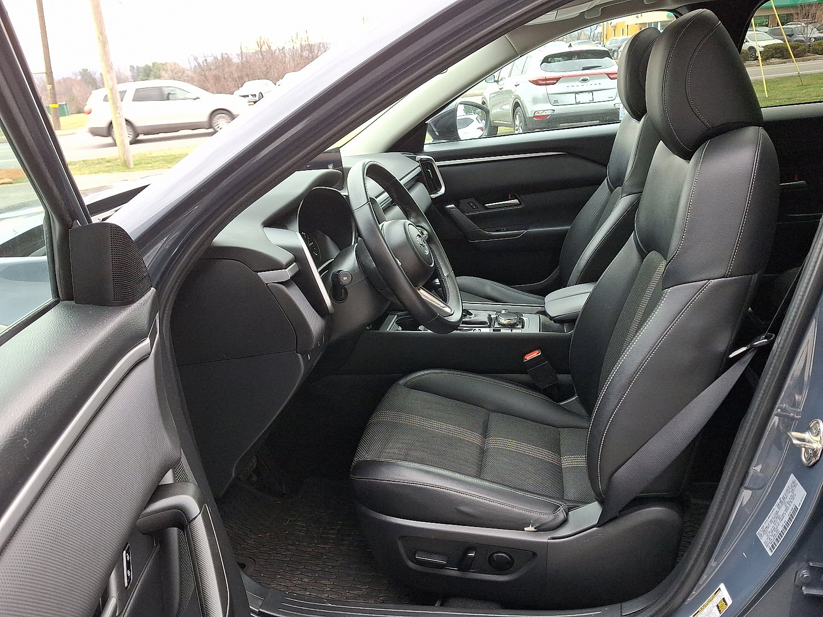 Used 2023 MAZDA CX-50 2.5 S w/ Preferred Plus Pkg image 13