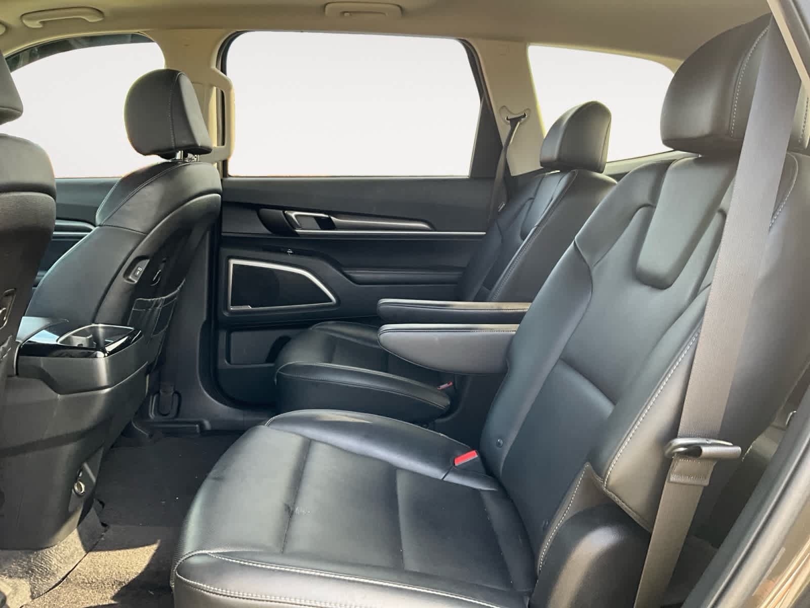 Used 2024 Kia Telluride S w/ S Sunroof Package FWD image 21