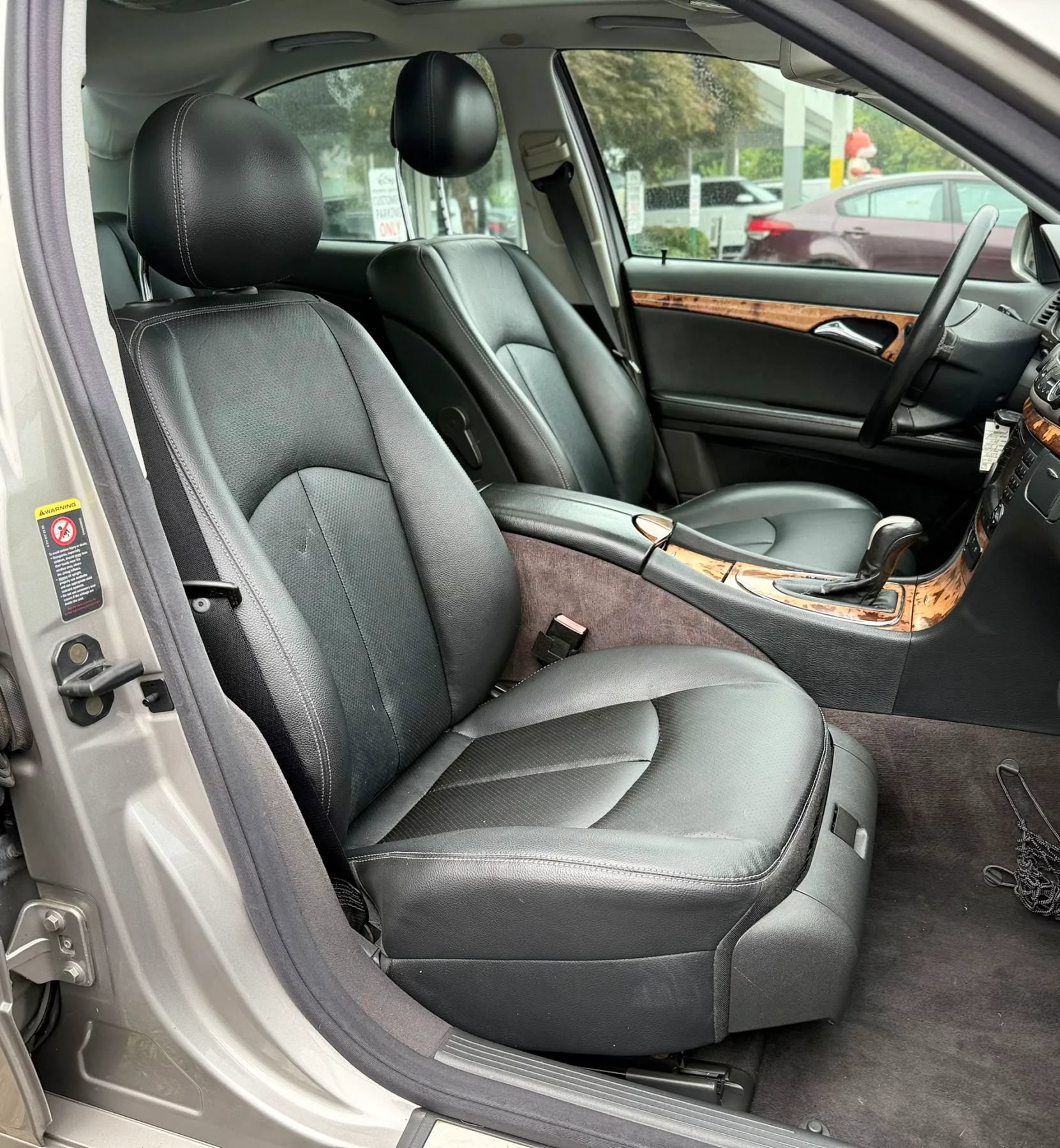 Used 2004 Mercedes-Benz E 320 Sedan image 32
