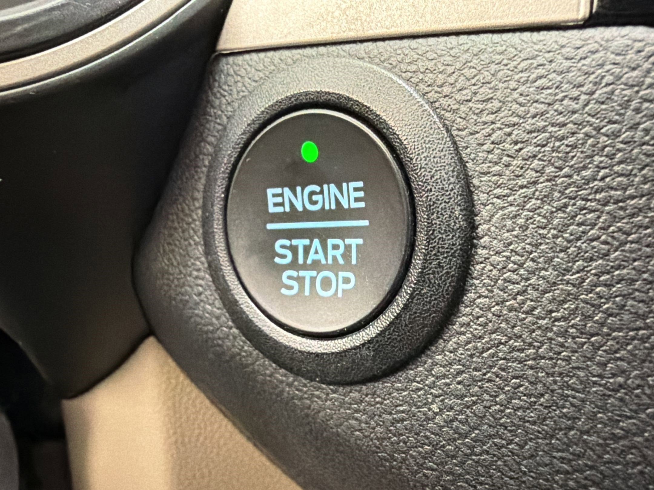 Certified 2022 Ford Escape SE w/ SE Sport Appearance Package FWD image 26