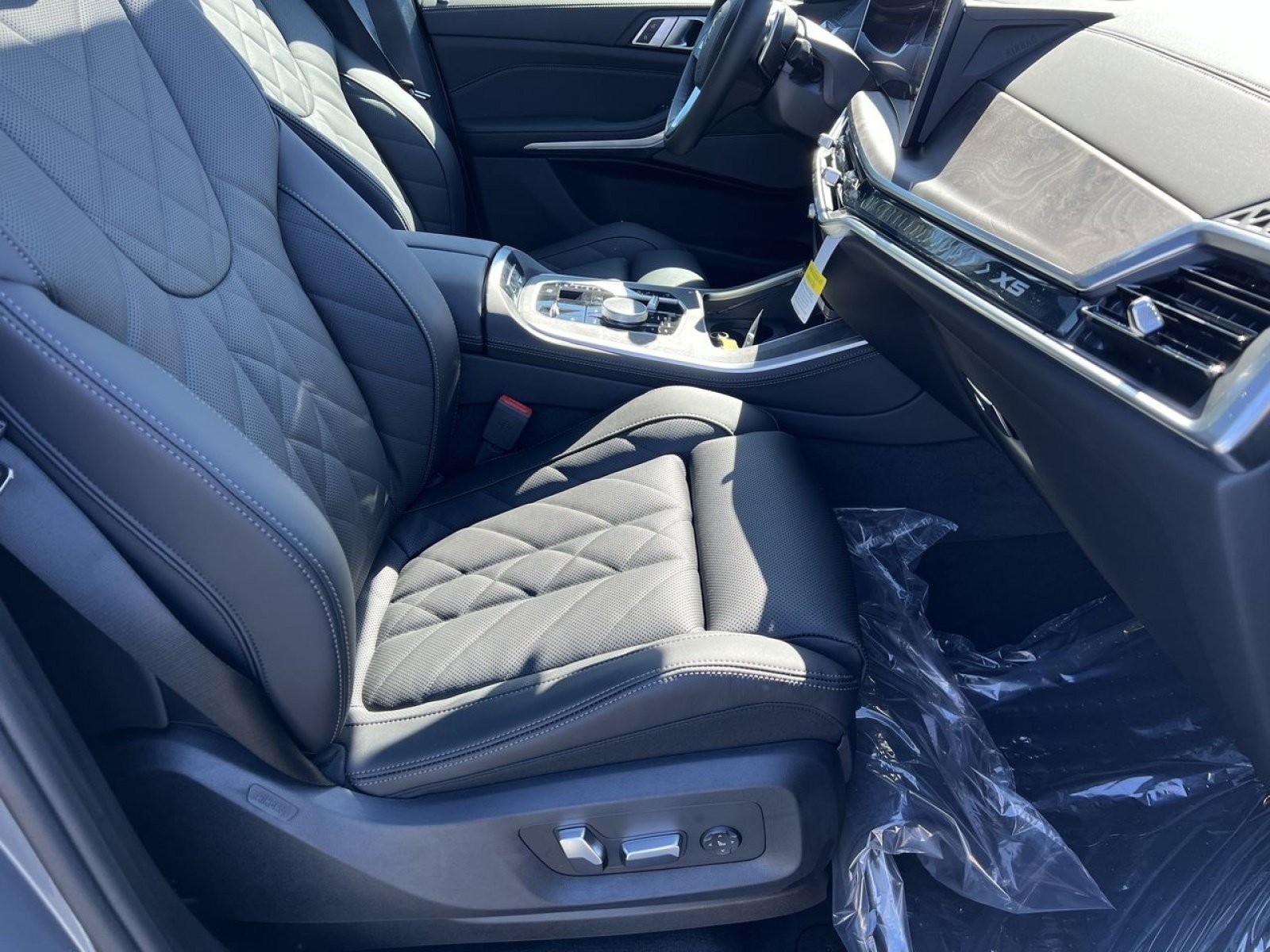 New 2026 BMW X5 xDrive50e AWD/4WD image 26
