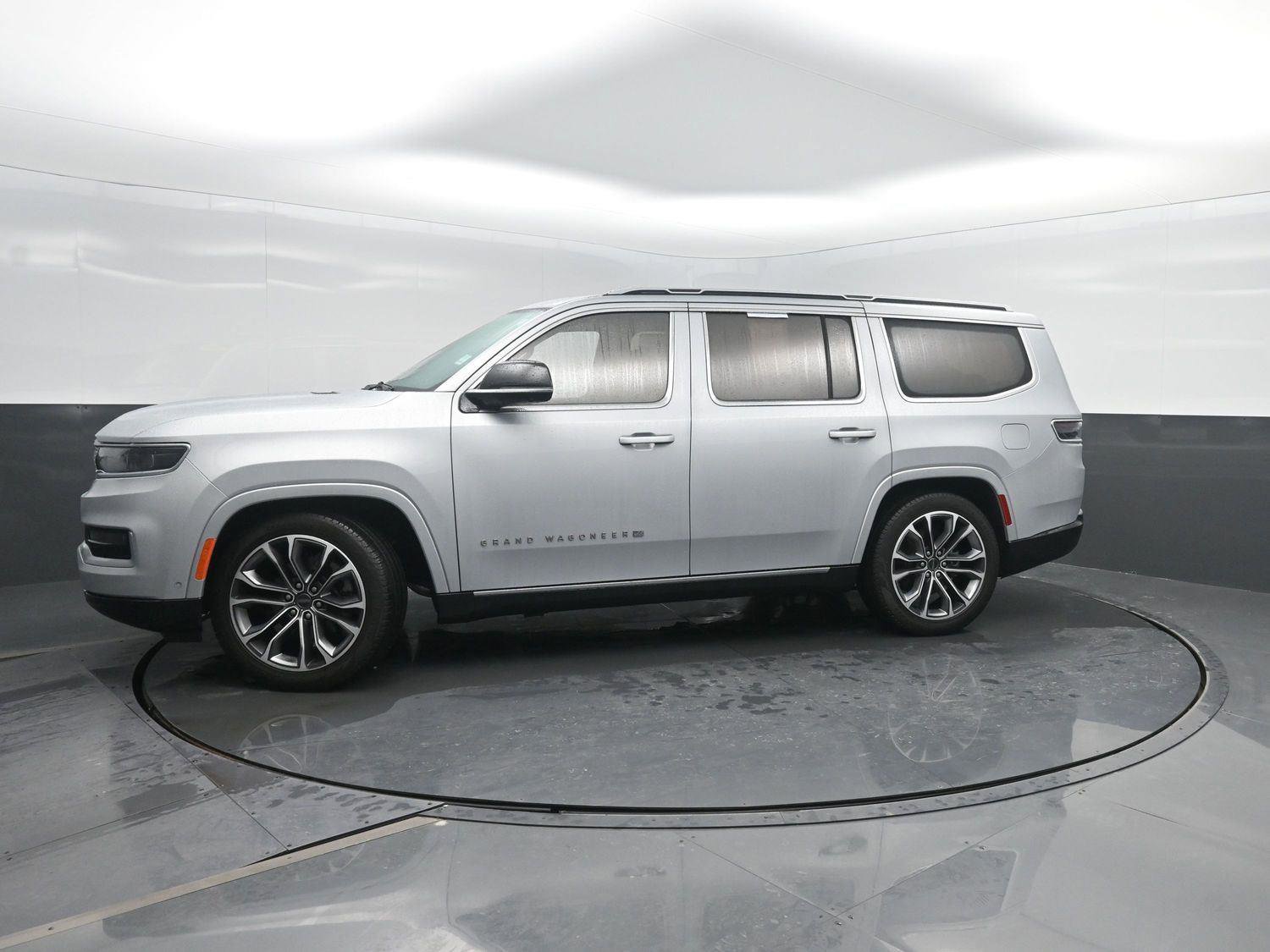 Used 2024 Jeep Grand Wagoneer Series III image 46