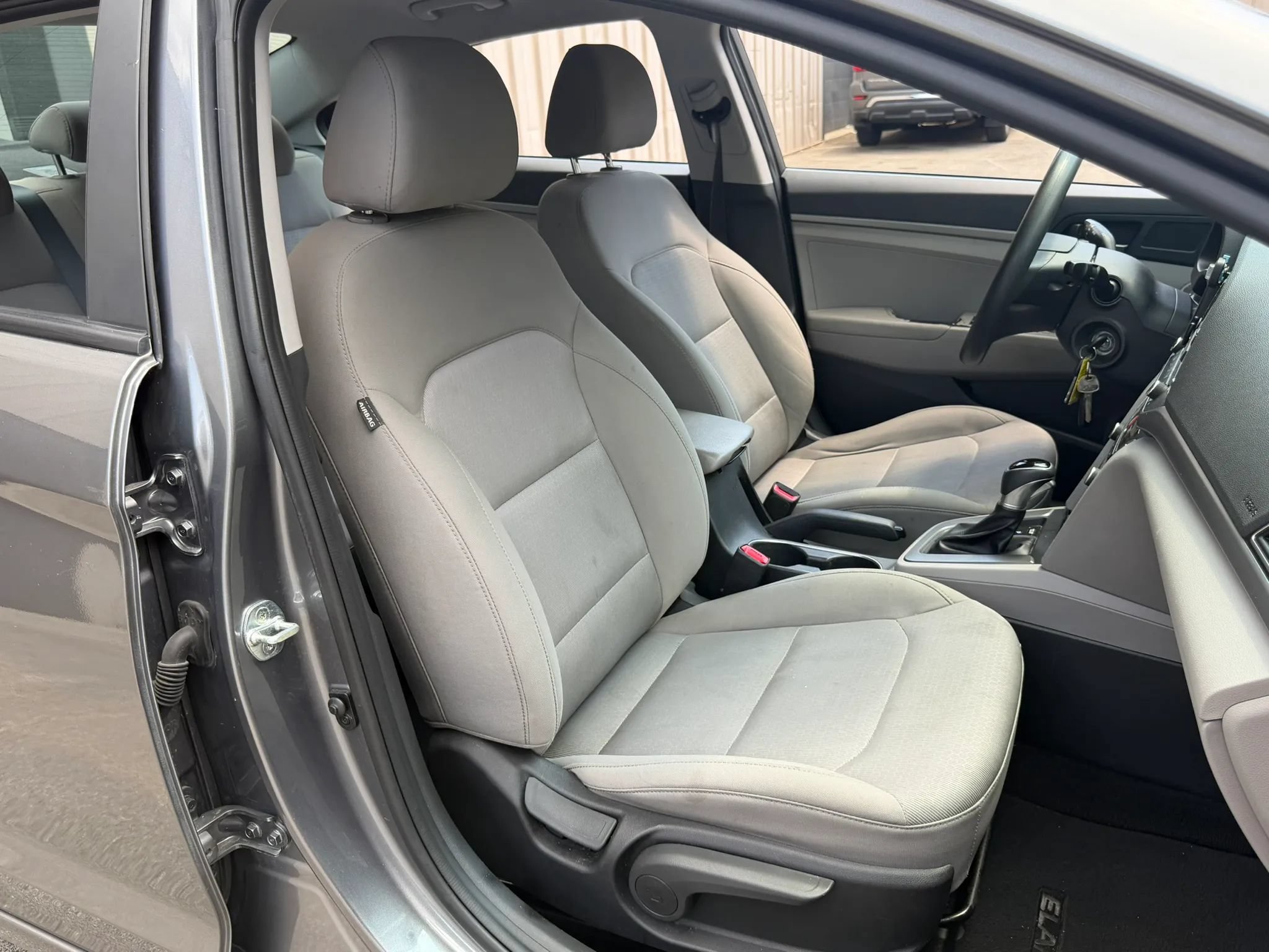 Used 2018 Hyundai Elantra SE FWD image 10