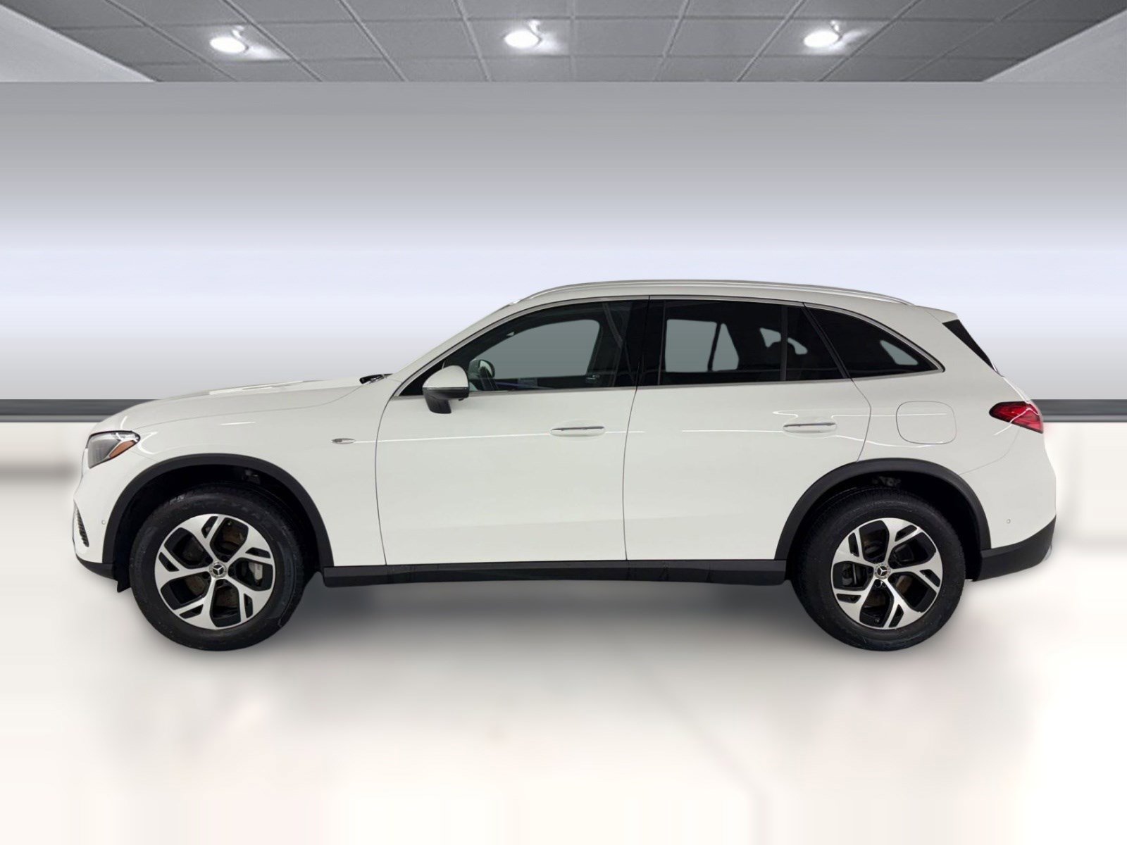 Certified 2025 Mercedes-Benz GLC 350e 4MATIC image 2