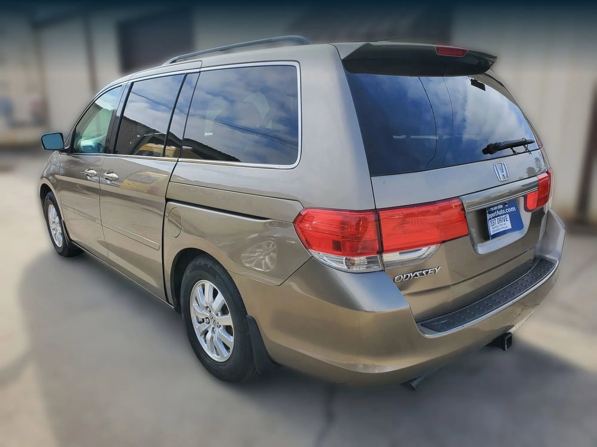 Used 2010 Honda Odyssey EX-L image 10