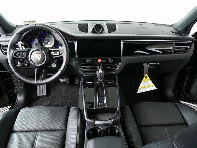 New 2026 Porsche Macan AWD/4WD image 20