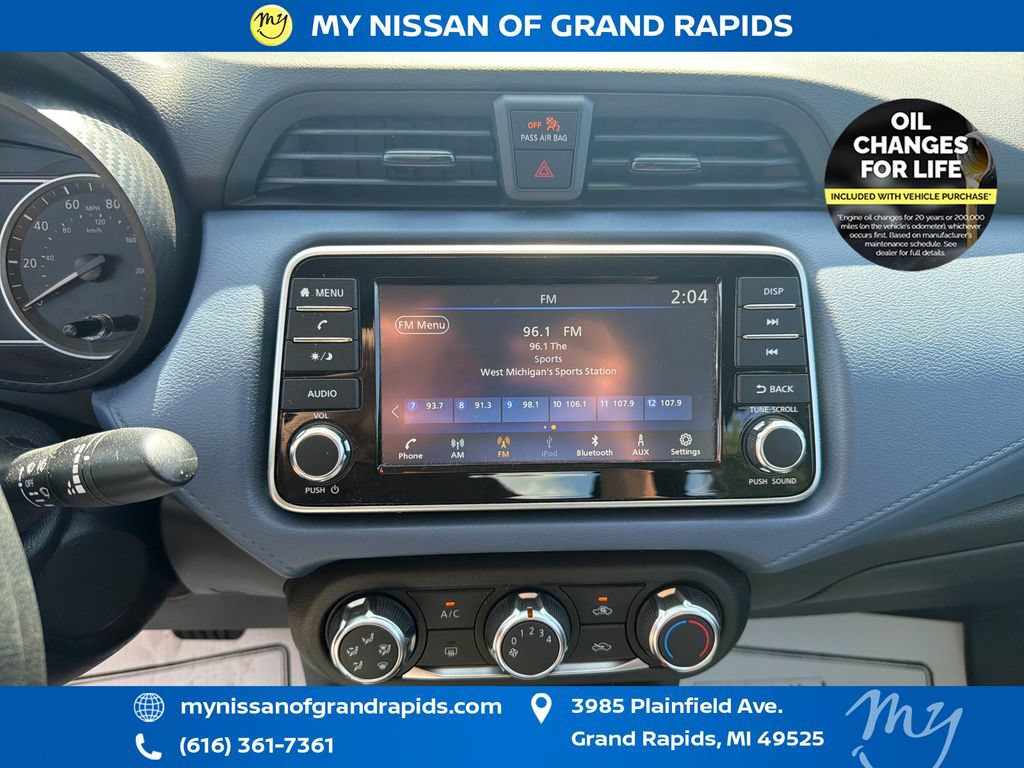 Used 2025 Nissan Versa SV w/ Trunk Package FWD image 23