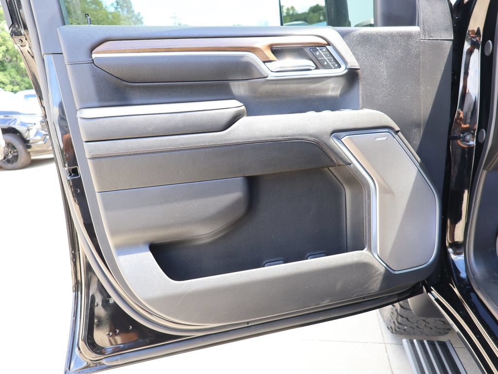 Certified 2024 Chevrolet Silverado 2500 High Country w/ High Country Premium Package AWD/4WD image 12