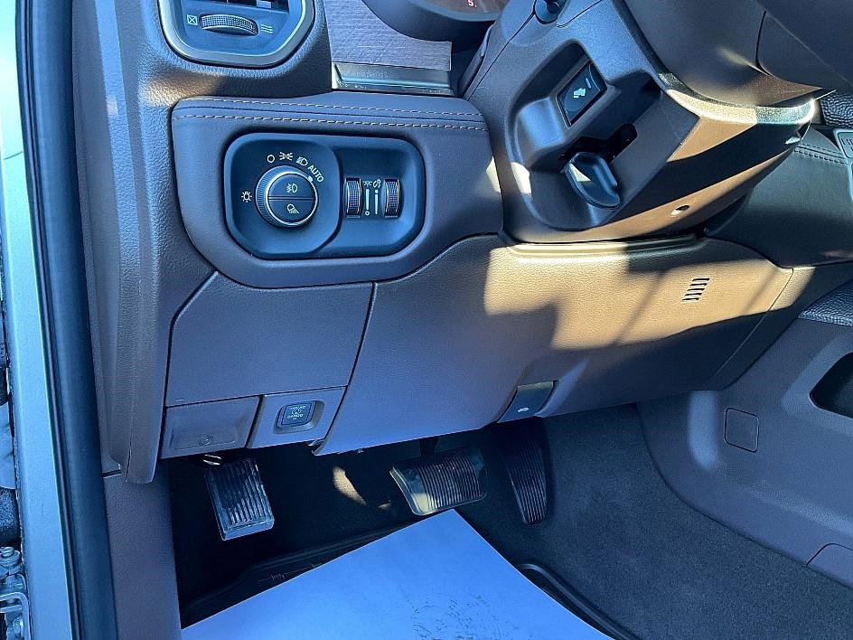 New 2026 RAM 2500 Limited image 17