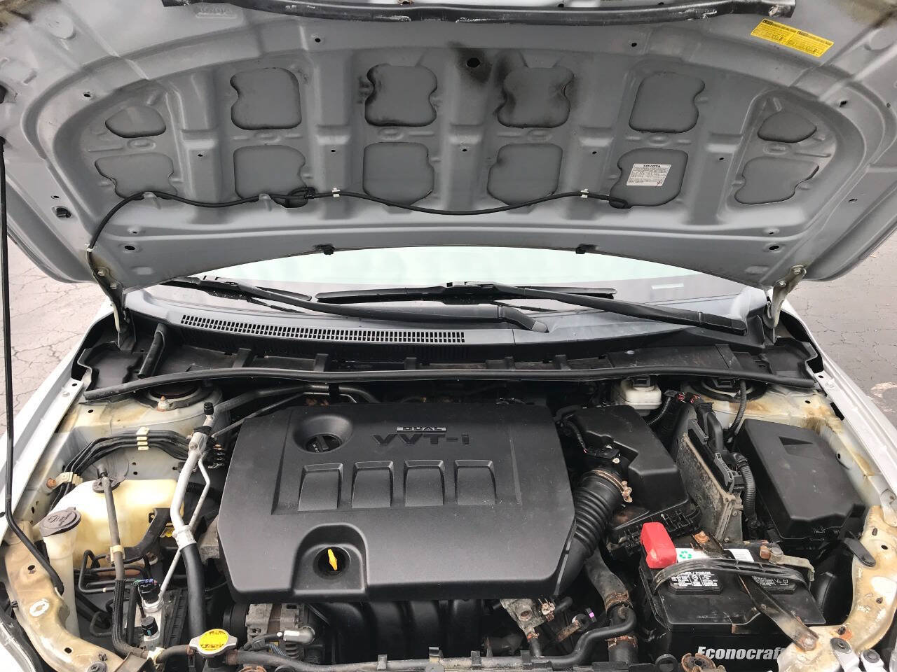 Used 2012 Toyota Corolla LE FWD image 8