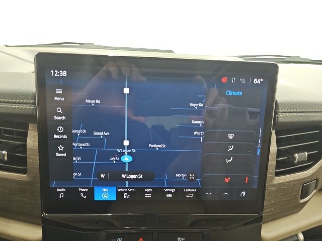 Used 2023 Ford Expedition Limited image 2