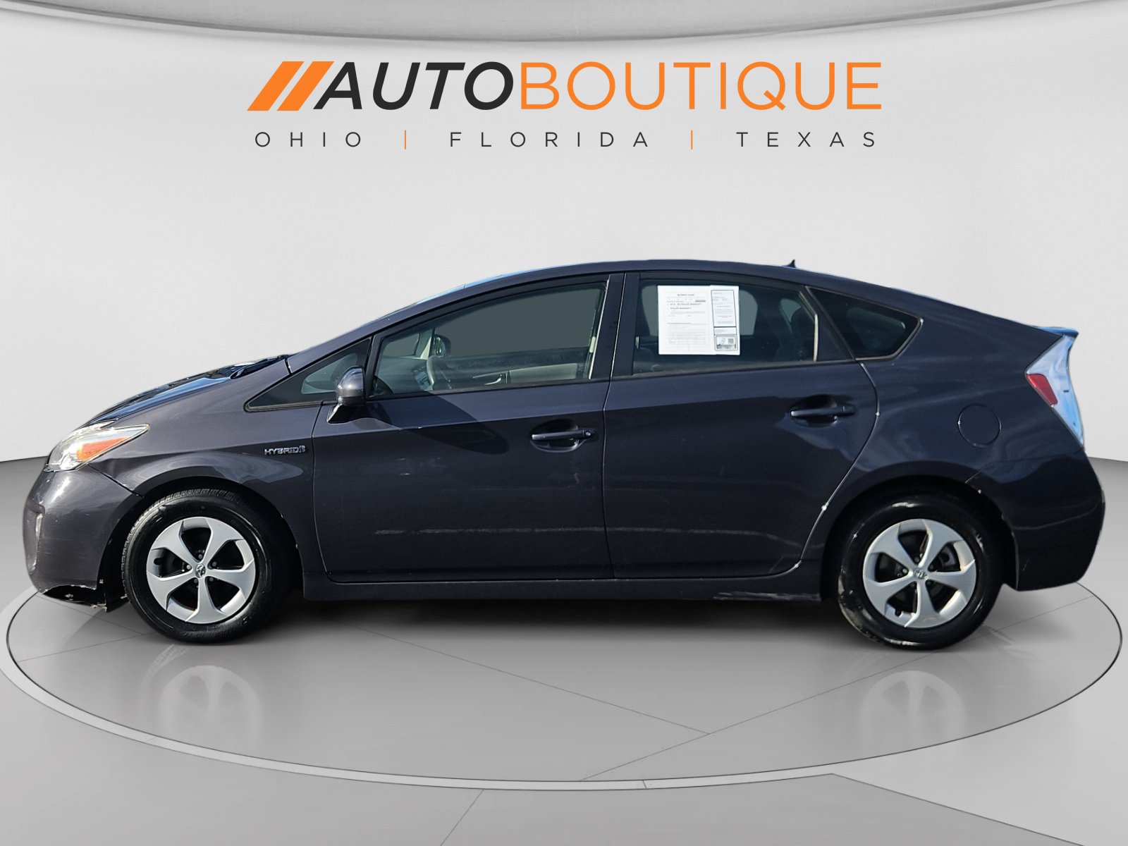 Used 2015 Toyota Prius Two FWD image 2