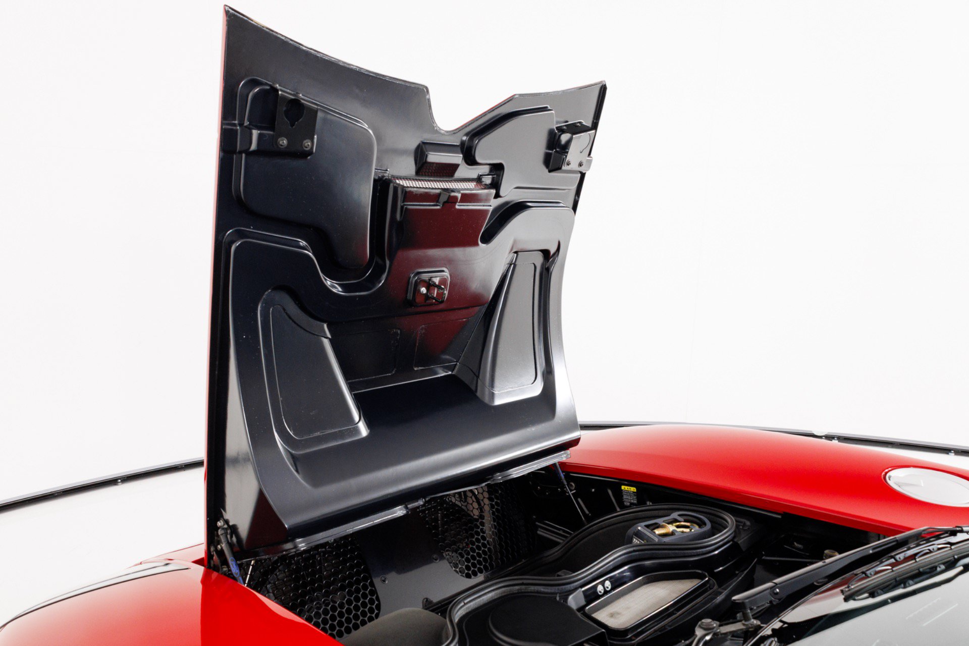 Used 2006 Ford GT RWD image 51