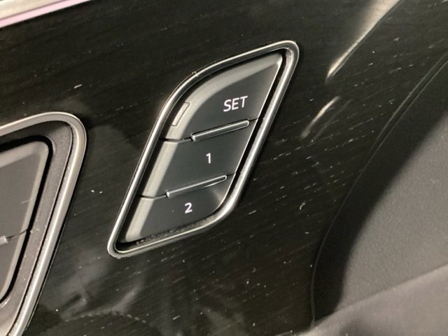 Certified 2025 Audi Q7 3.0T Premium Plus w/ Premium Plus Package image 17