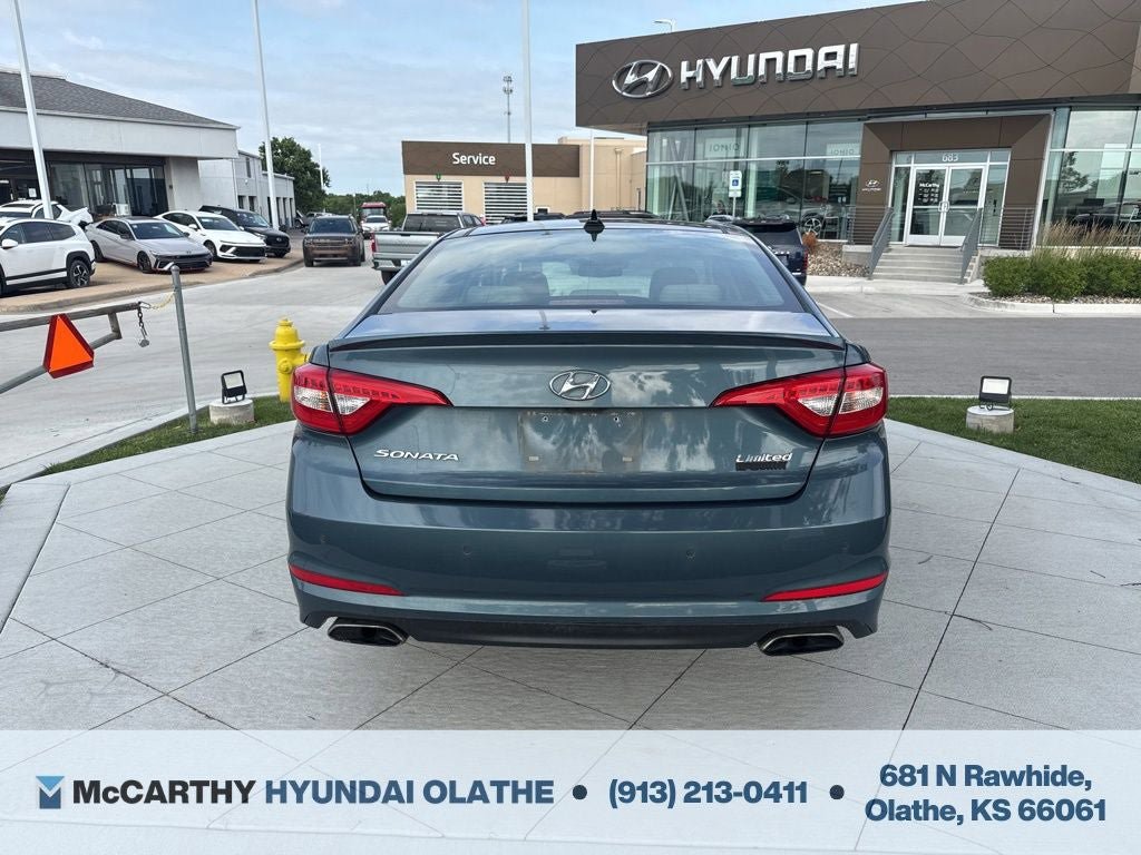 Used 2016 Hyundai Sonata Limited w/ Option Group 05 FWD image 14