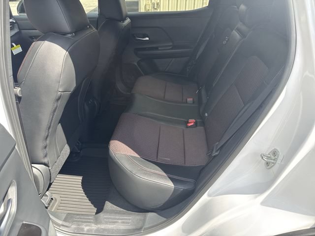 New 2026 Nissan Kicks SR FWD image 13