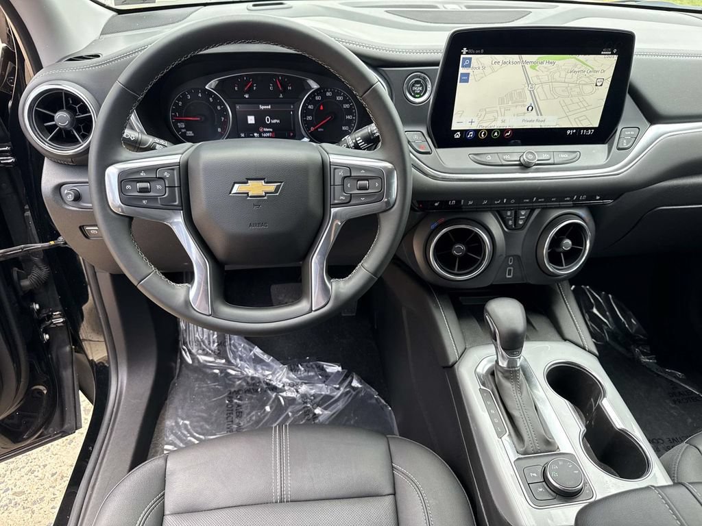 Used 2024 Chevrolet Blazer LT w/ Sound & Technology Package AWD/4WD image 29