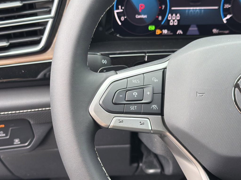 New 2026 Volkswagen Atlas SE FWD image 26
