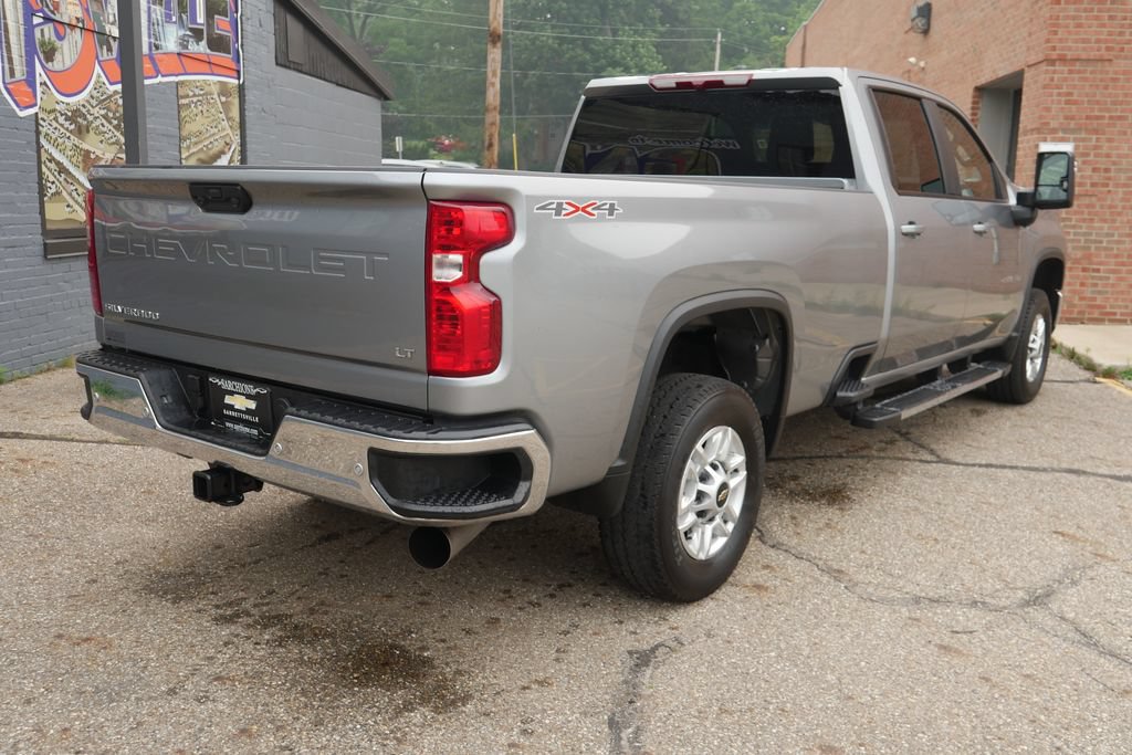 Used 2025 Chevrolet Silverado 2500 LT w/ Safety Package AWD/4WD image 5