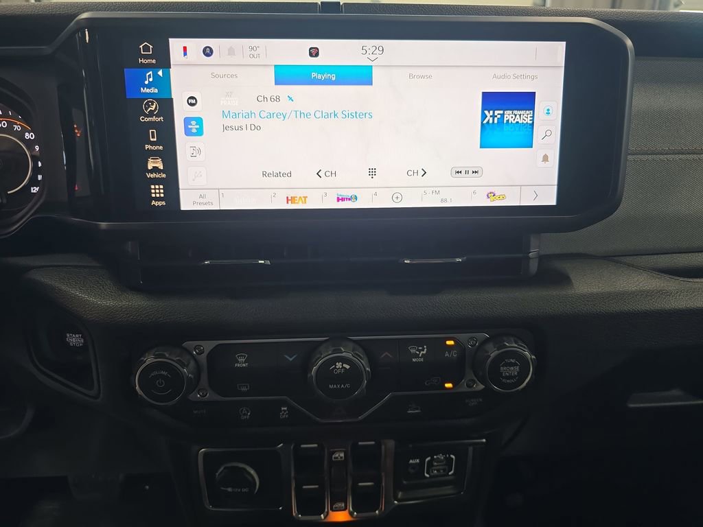 New 2026 Jeep Gladiator Sport AWD/4WD image 20