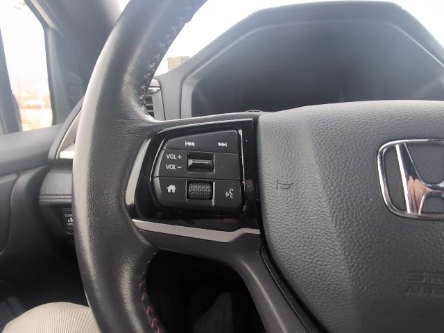 Used 2025 Honda Odyssey Sport-L image 14