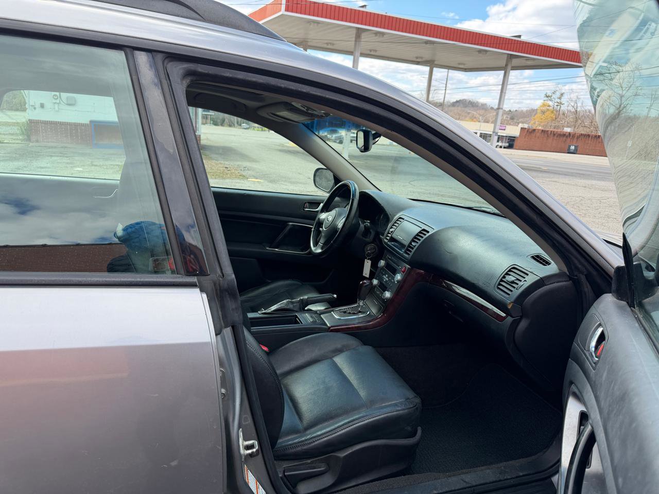 Used 2008 Subaru Outback 2.5i Limited image 10