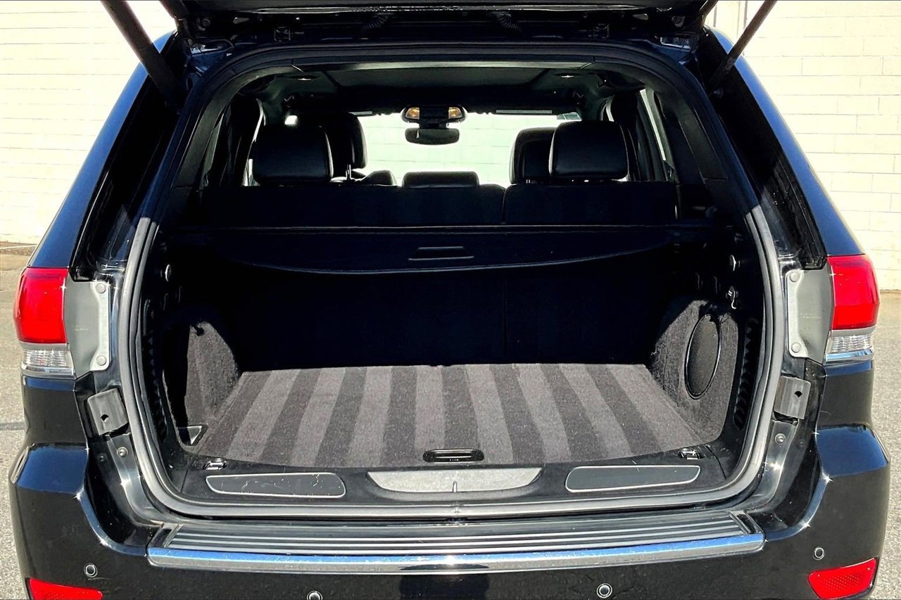 Used 2019 Jeep Grand Cherokee Overland image 25