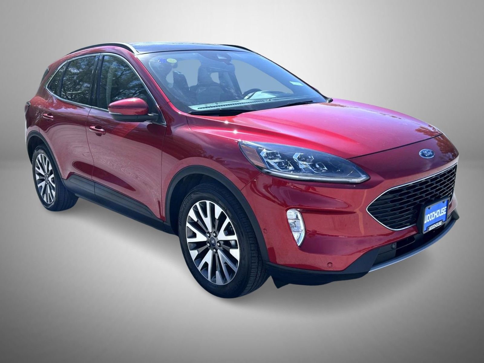 Used 2020 Ford Escape Titanium AWD/4WD image 3