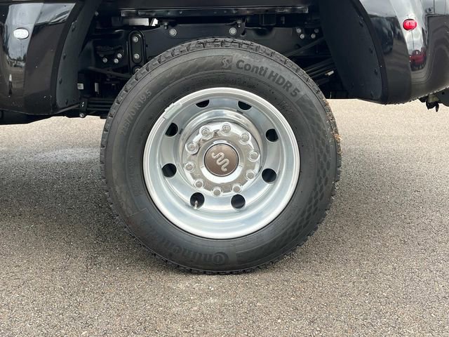 Used 2025 Ford F450 King Ranch w/ Chrome Package image 14