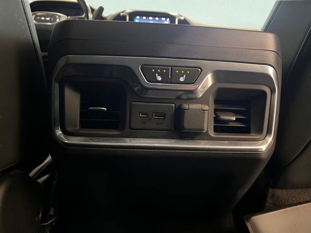 Used 2021 GMC Sierra 1500 AT4 w/ AT4 Preferred Package image 12