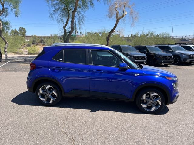 Used 2022 Hyundai Venue SEL image 24