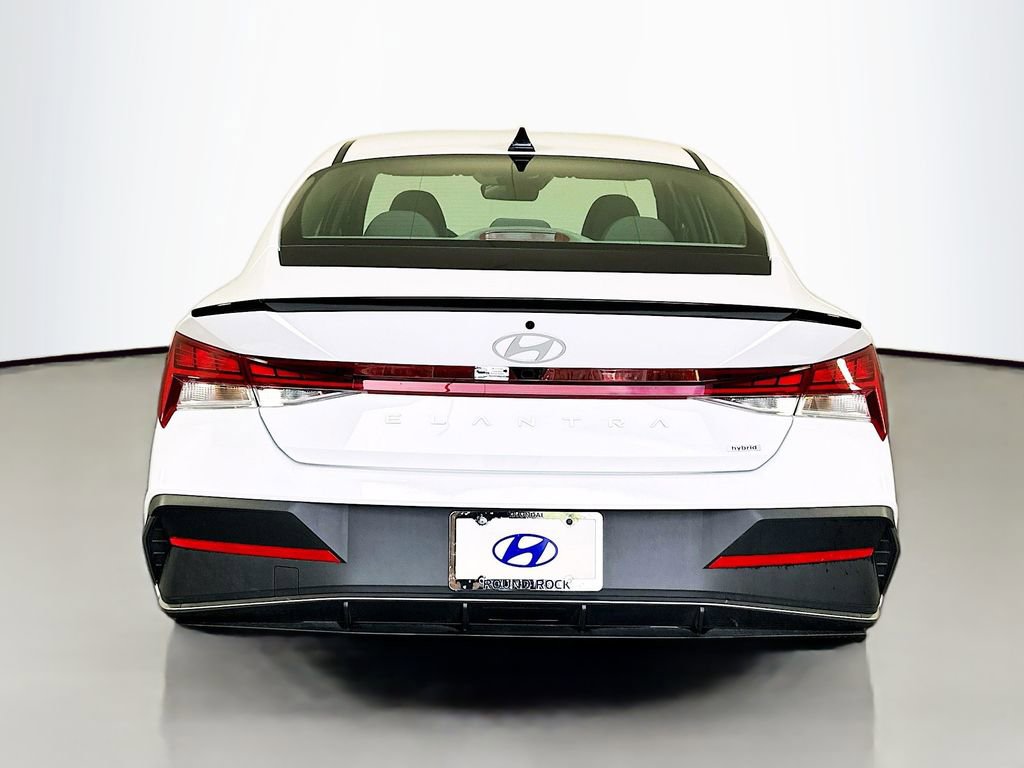 Certified 2025 Hyundai Elantra SEL image 6