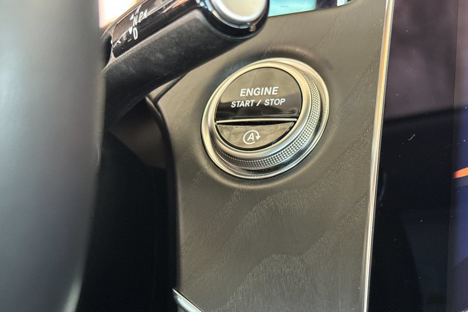 Used 2025 Mercedes-Benz E 350 4MATIC Sedan image 28
